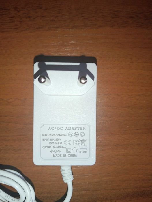 Блок живленя 12В 2А