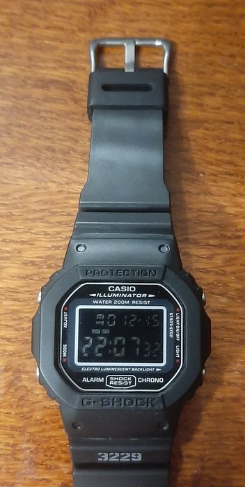 Часы Casio G-Shock DW-5600BB