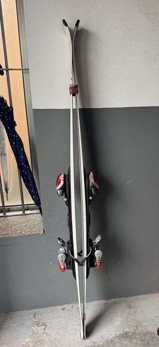 Skis Head e Bastões Salomon