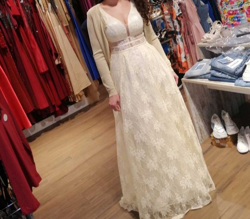 Vestido novo de cerimónia