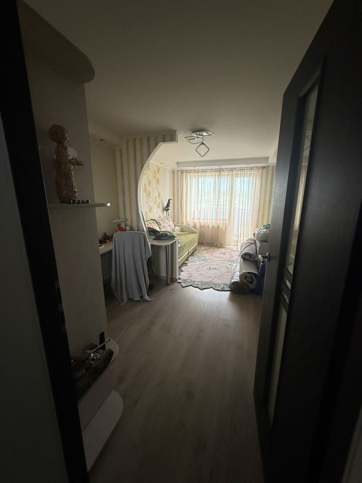 Продам 3-к квартиру в Шевченківському районі, вул. Чарівна