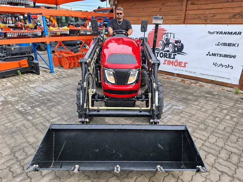 TRATOR TRS 504 – 50 CV COM CARREGADOR FRONTAL | FORÇA E VERSATILIDADE