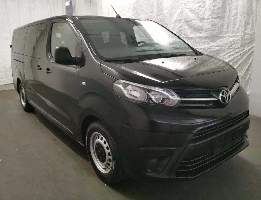 Toyota ProAce VERSO 9-OSÓB długa L2H1 czarny metalik
