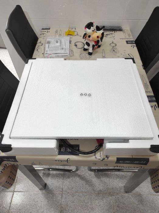 Placa Fogão de Vidrocerâmica Hotpoint Indesit