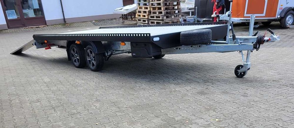 Laweta - przyczepa 5 x 2,1 DMC 3000 kg , najazdy 2,5 aluminiowe ,  100% LED