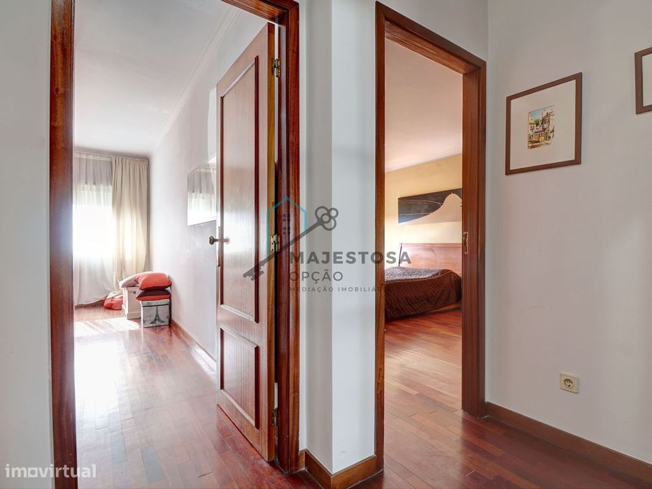 Apartamento T3 com Excelente Localização — São Vicente, Braga