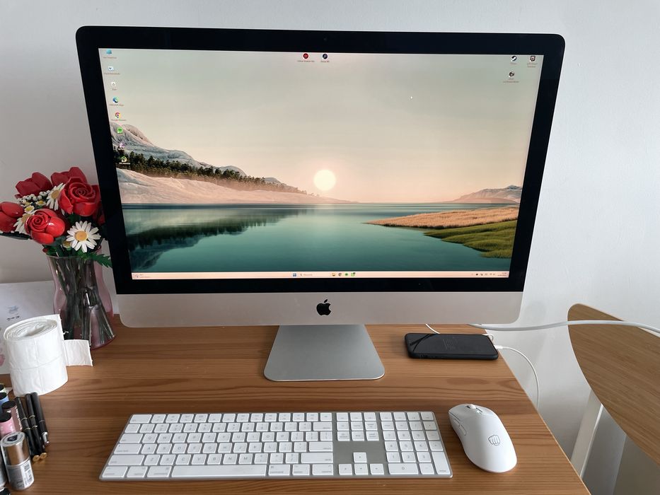iMac 27” 5K 2019 i5 3.7GHz / 32GB / 512GB SSD / Radeon 580X 8GB + Magic Keyboard + Gaming Mouse