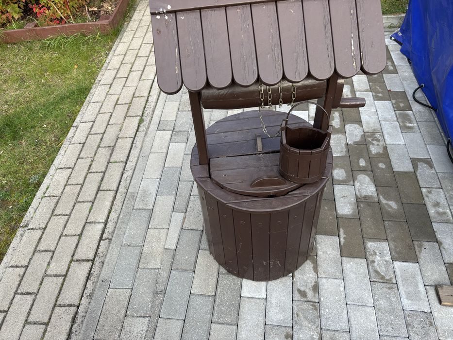 Sprzedam studnie ogrodawa dekoracja uzywana