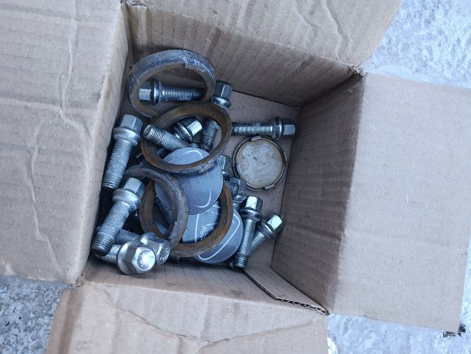 Продам проставки 5 на 112