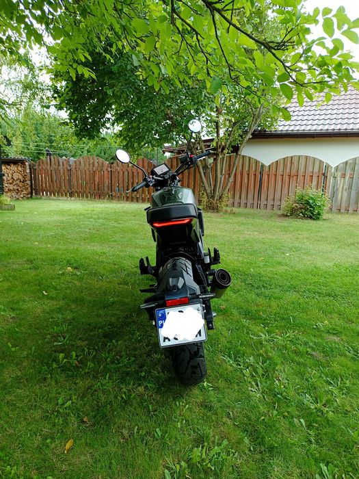 Barton Stratos 125