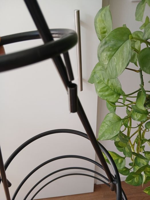 Arvore de natal em ferro preto com 1.27 x 53 cm