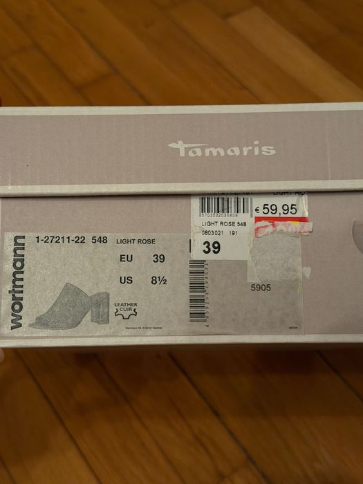 Шкіряні босоніжки-шльопанці Tamaris