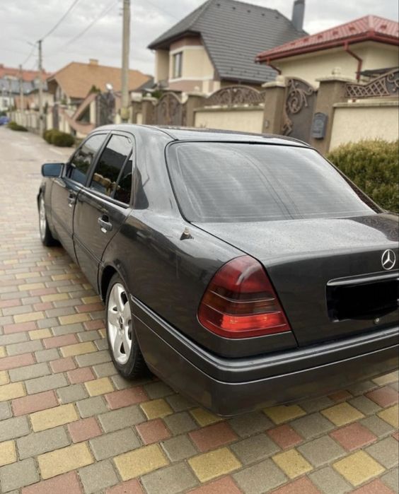 Mercedes-Benz C180 W202, живий стан, переоформлення
