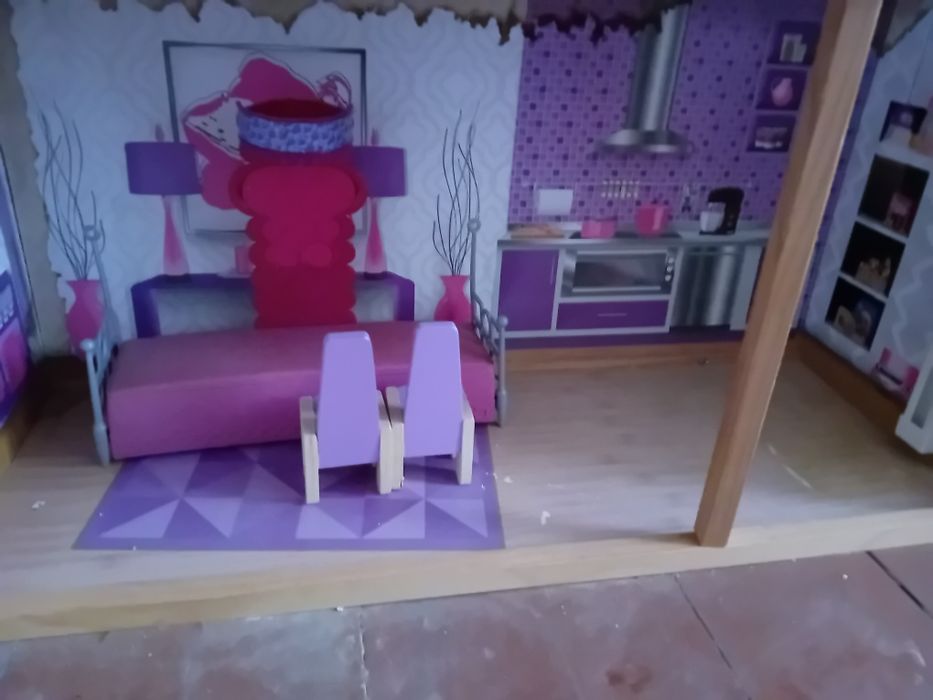 Drewniany domek dla lalek Barbie KidKraft Beverly Hills (duży, 120cm)