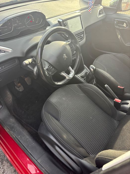 Peugeot 208 1.6 hdi