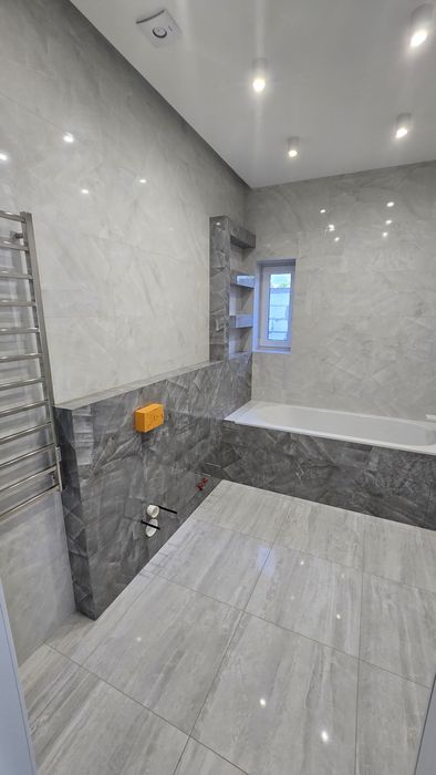 Продам одноэтажный дом с новым ремонтом, летней кухней и подвалом, Золотая горка, пер. Перова