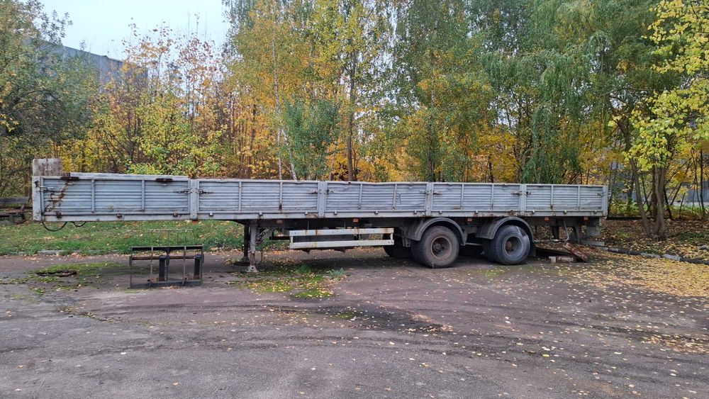 Напівпричіп МАЗ 938662 бортовий