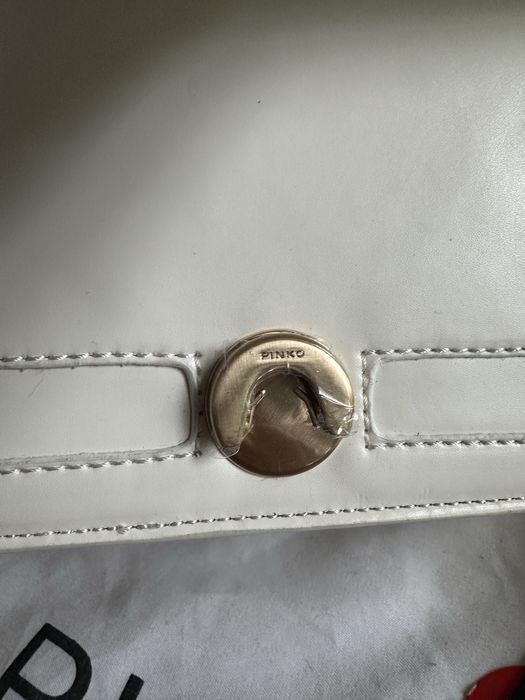 Damska torebka Pinko kopertowka elagancka na ramie crossbody