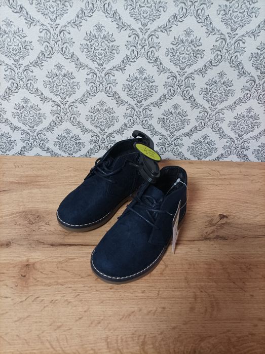 Стильні черевички Primark для модника