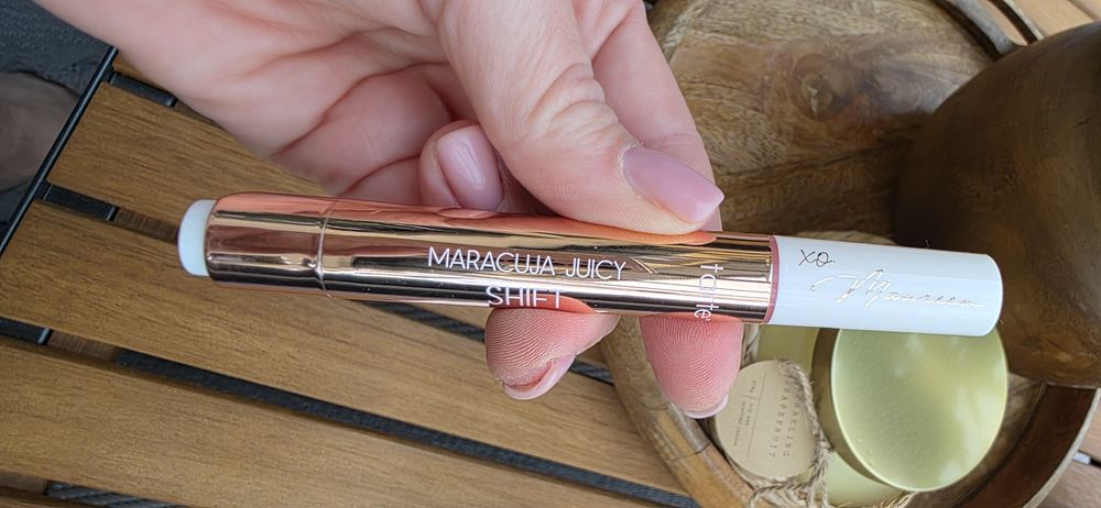 Błyszczyk tarte Maracuja Juicy Shift Ceo