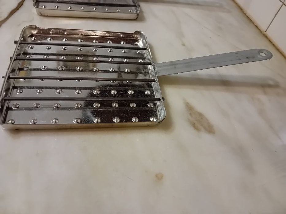 Conjunto de 2 Tostadores Manuais