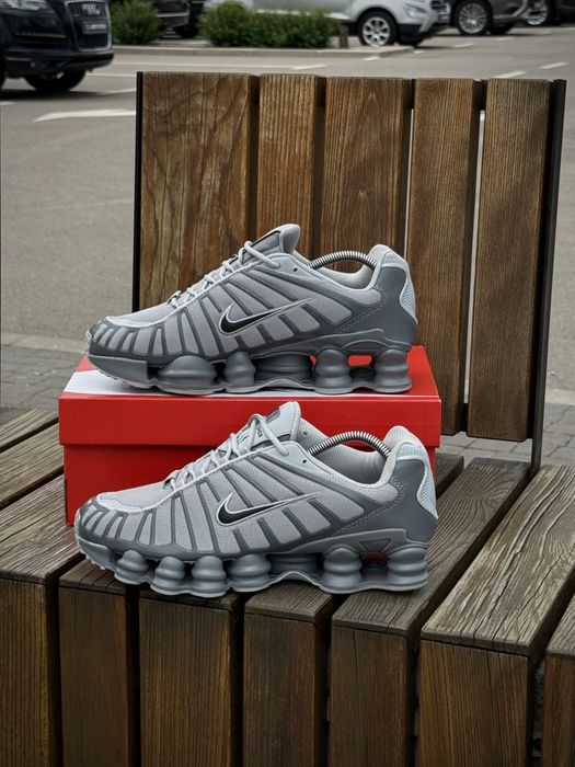 Кросівки чоловічі Nike Shox TL