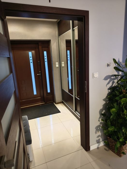 Dom 156m², działka 1000m², budynek gospodarczy 117m²