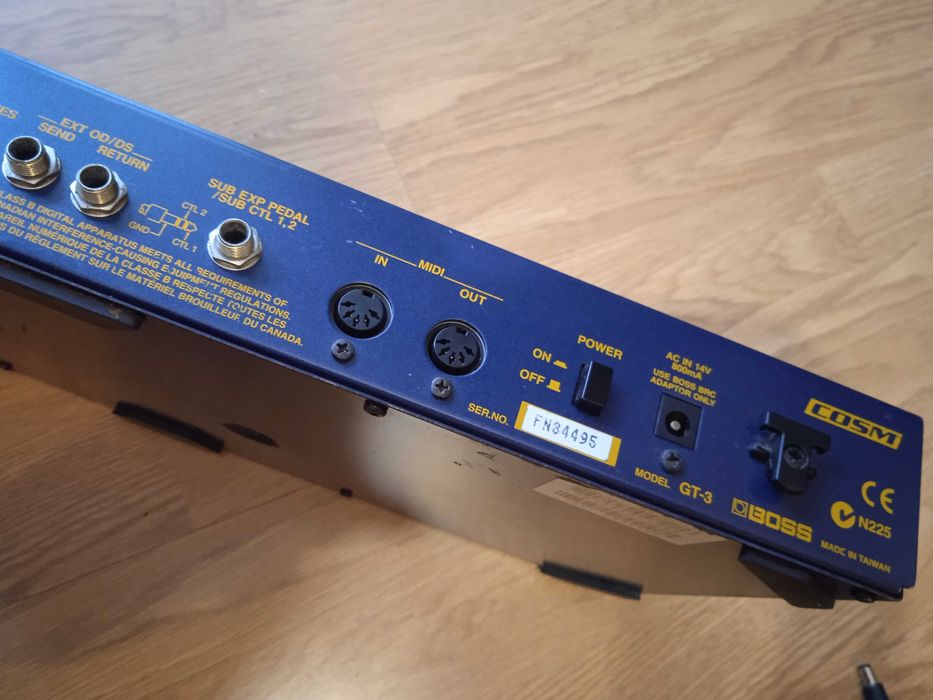 Multiefekt gitarowy BOSS GT 3 COSM