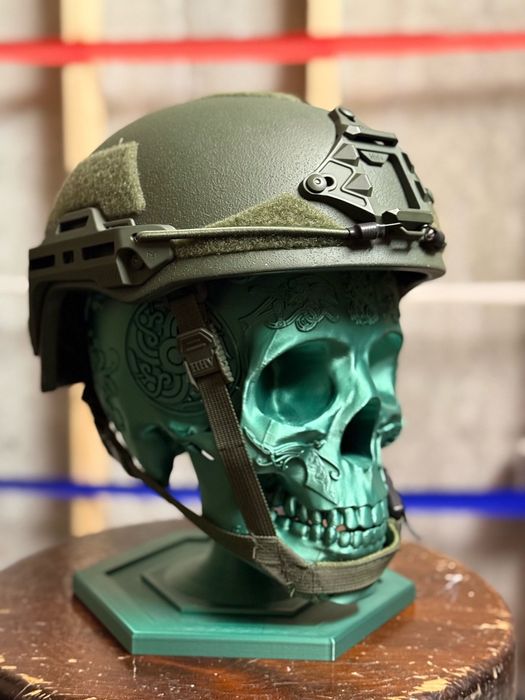 Підставка для шолома Череп 3D | Skull Stand | Навушники / Берет