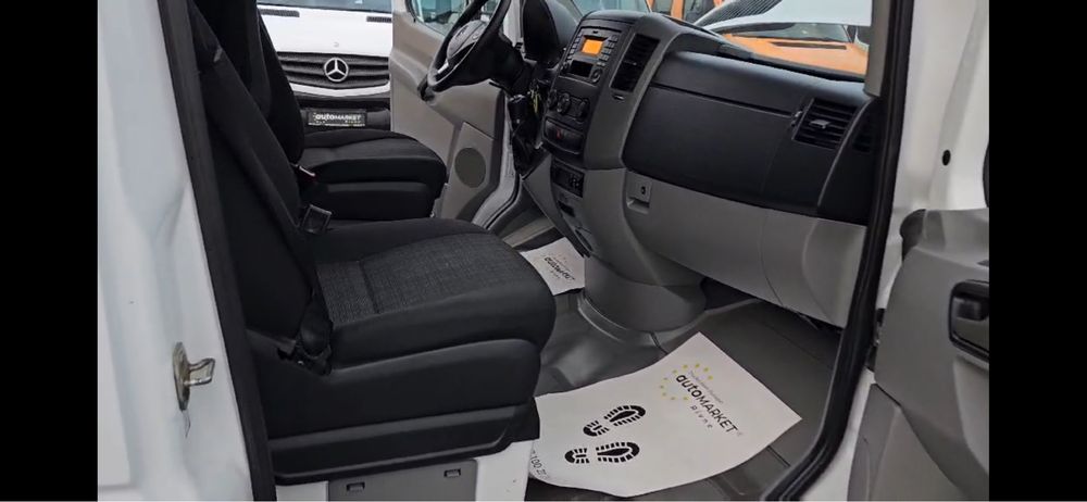 Продам Sprinter 316 -2015 рік термо будка гідроборт кліма -35+10
