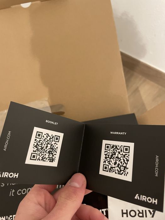 Capacete Airoh Twist 3 preto