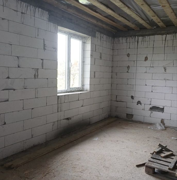 Новий сучасний будинок у Фонтанці