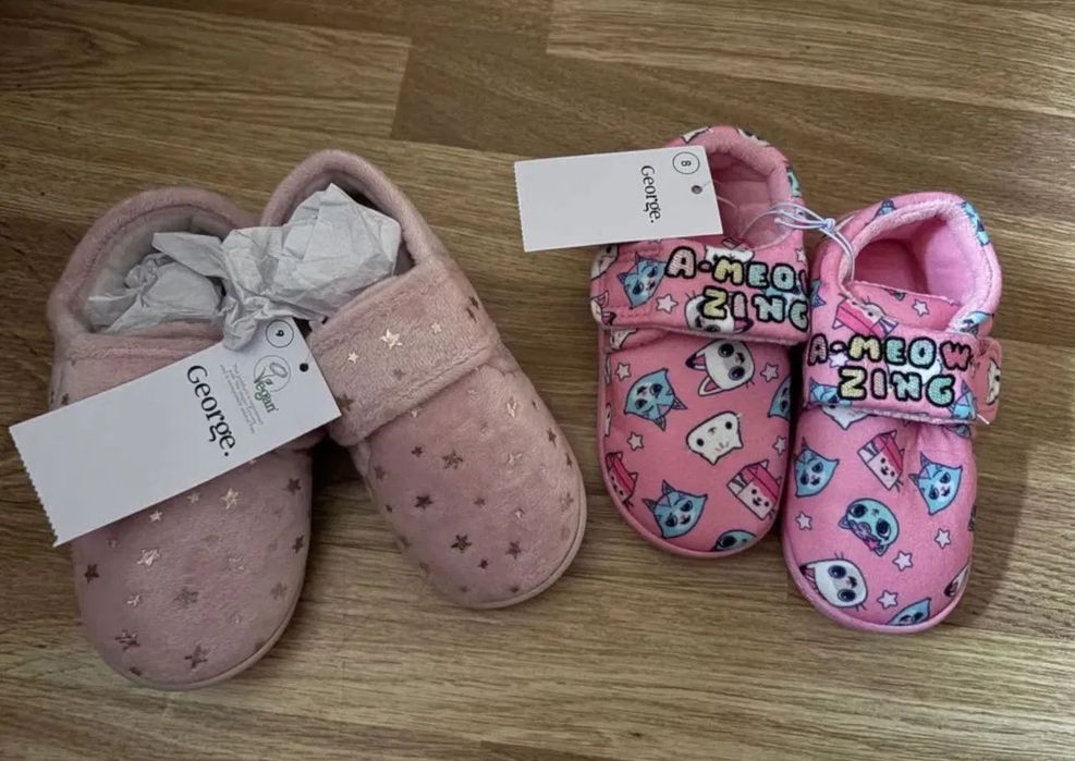Нові дитячі капці дівчинка новые детские тапочки девочка в садик