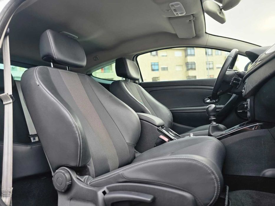 RENAULT MÉGANE COUPE BOSE EDITION 1.5DCI 110cv