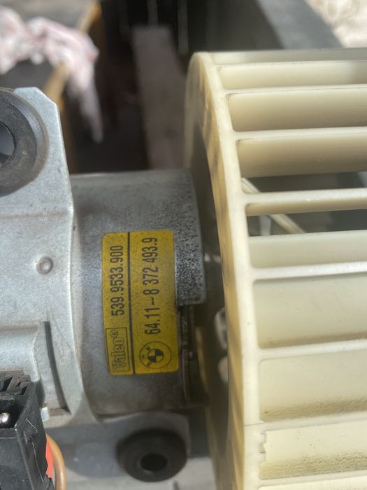 Моторчик печки бмв е39