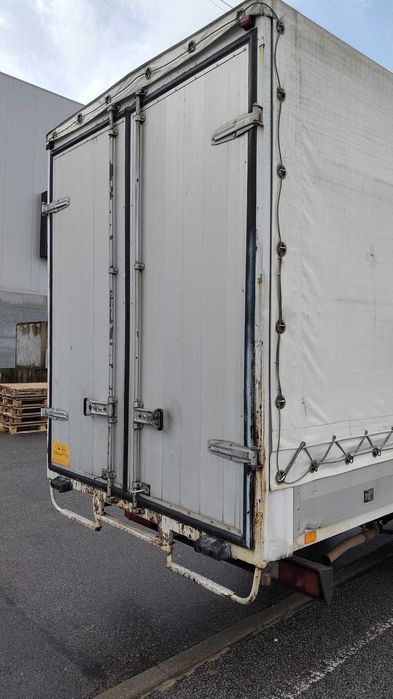 Carroçaria Mitsubishi Canter