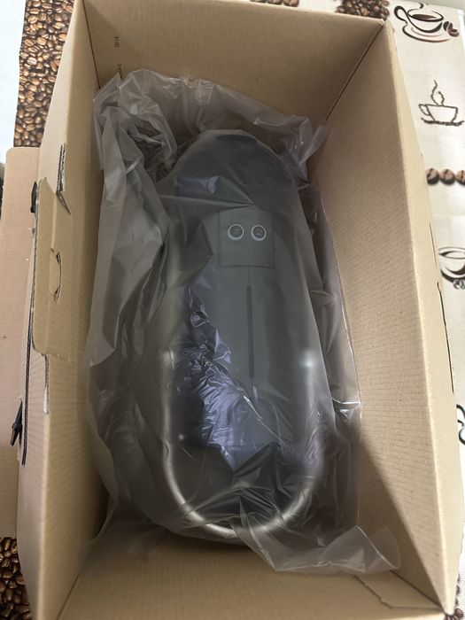 NOVO - Máquina de Café Nespresso Pixie - (nunca usada)