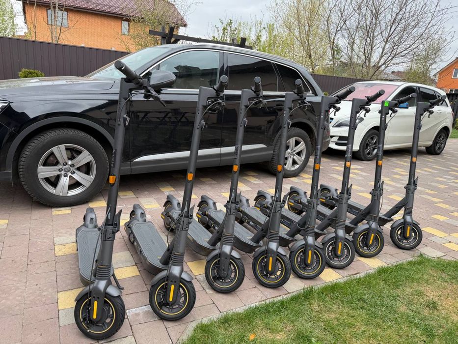 Електросамокат Segway Ninebot MAX G2 E — стан як новий, мінімальний пробіг