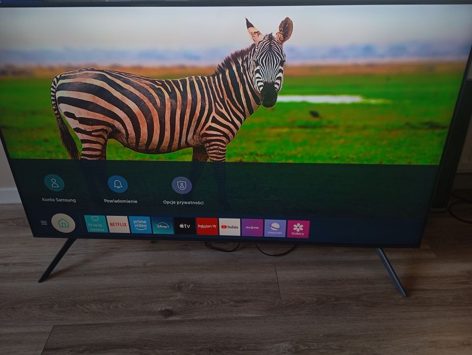 Telewizor Samsung  50 cali wifi 4K nowy pilot, SmartTv,  bezbramkowy, stan idealny z pakietem telewizji internetowej