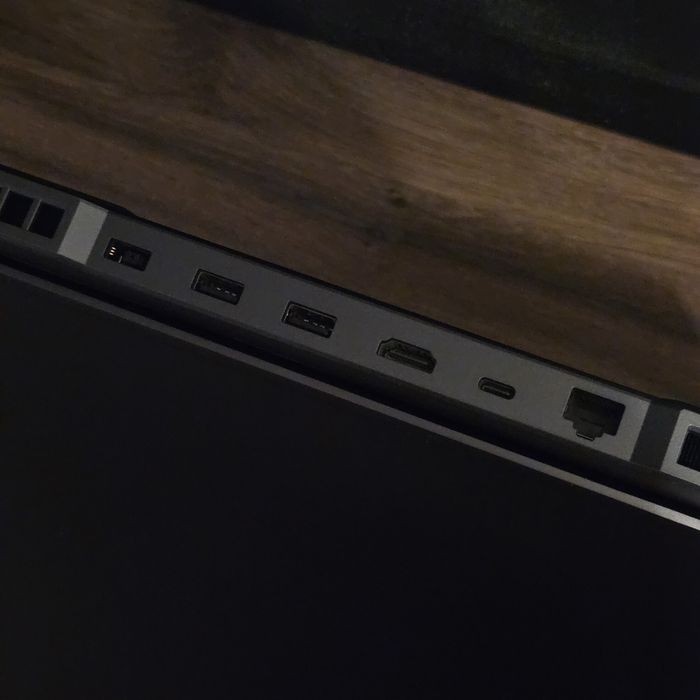 Legion 5 15ARH7H Ryzen 7 6800H 16GB DDR5 RTX 3060 TGP 140W PSU 300W