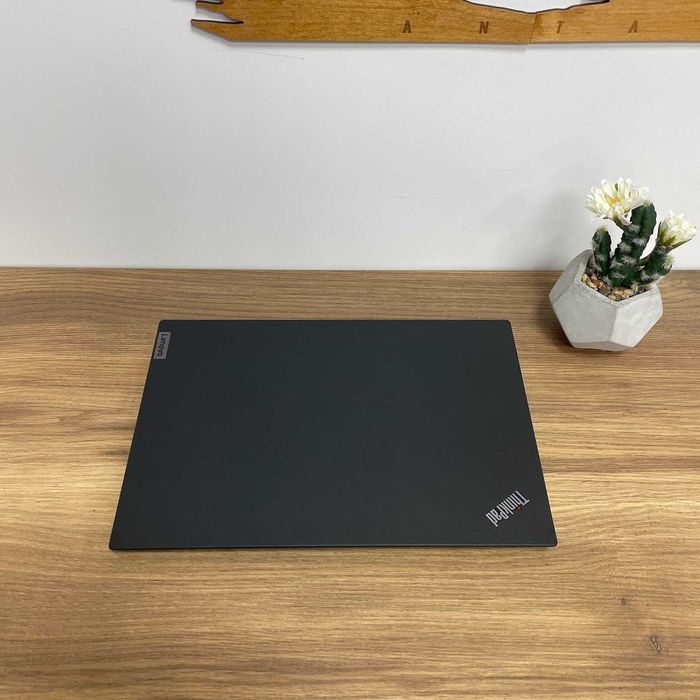 Lenovo ThinkPad T14s Gen 2 14'' i5-1135G7 8GB RAM 256GB SSD Bat. 100%