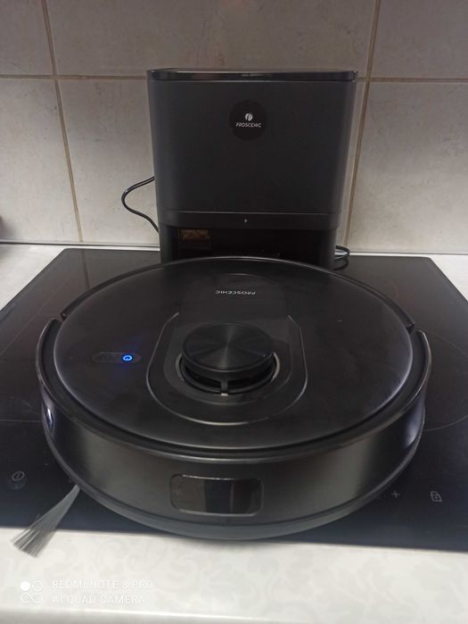 Odkurzacz bezprzewodowy ze, stacja ssanie Proscenic Q8 Max