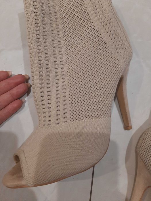 Azurowe botki 37 vices