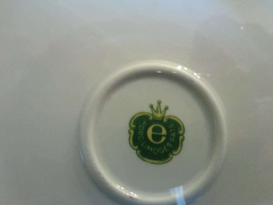 Guarda joias moldura e prato