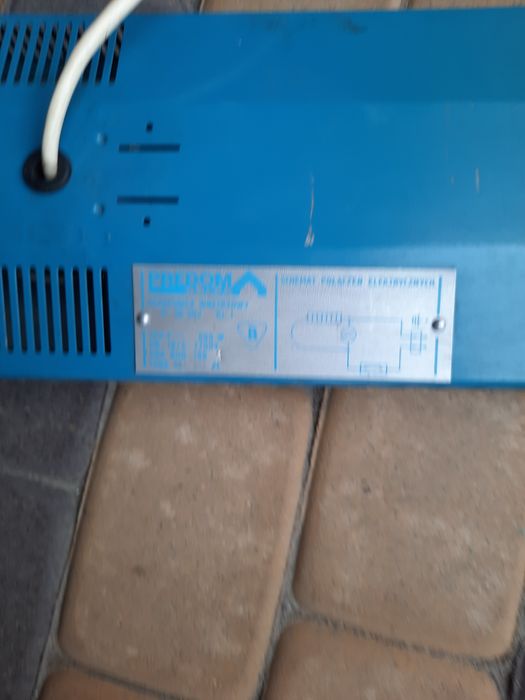 Sprzedam grzejnik elektryczny .