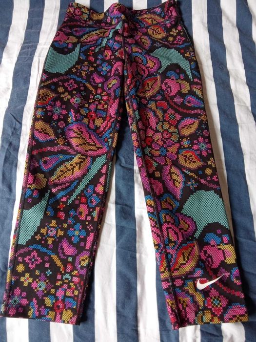 Leginsy nike na ok 11-14 lat 157cm 165