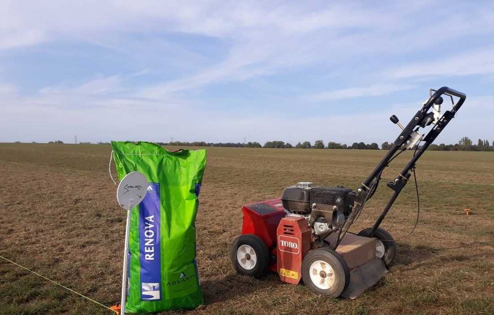 Wypożyczalnia "Wertykulator z Dosiewaczem" Wynajem Dosiewacz Siewnik