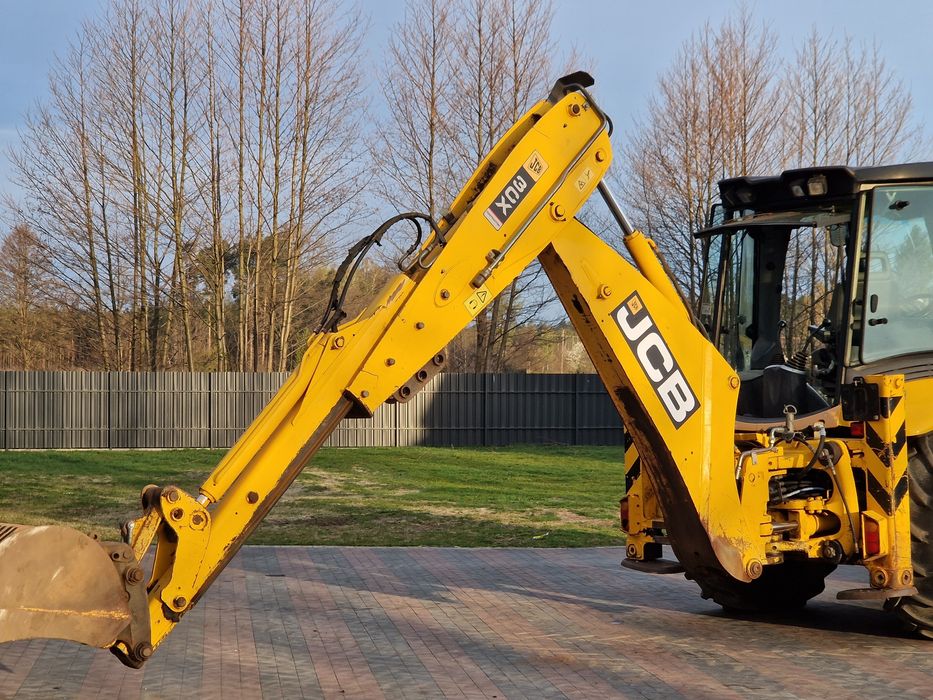 Koparka koparko ładowarka JCB 3CX zadbana jcb 4cx jcb 2cx case