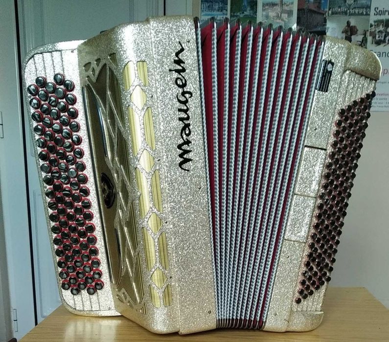 Acordeão Maugein 3ª voz