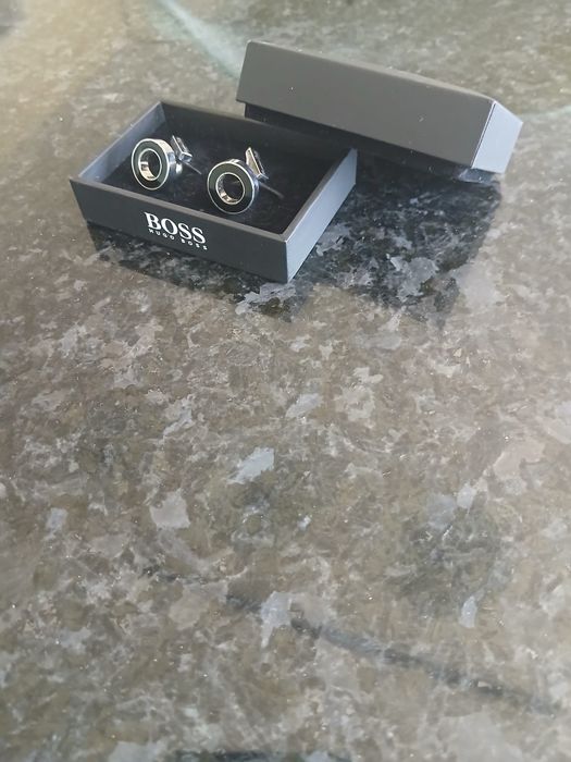 Botões de punho da Hugo Boss